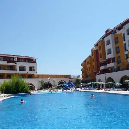 Deluxe Marina Cape 4 Stars Complex 33 6 *