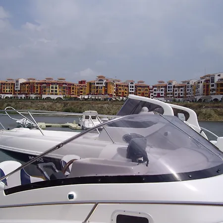 Deluxe Marina Cape 4 Stars Complex 33 6 Aheloy
