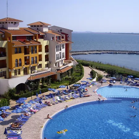 Deluxe Marina Cape 4 Stars Complex 33 6 Apartamento