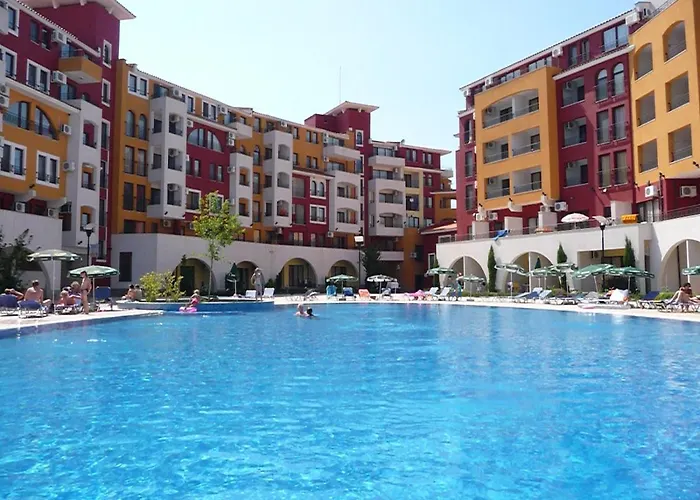 Deluxe Marina Cape 4 Stars Complex 33 6 * Aheloy