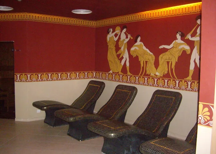 Deluxe Marina Cape 4 Stars Complex 33 6 Aheloy